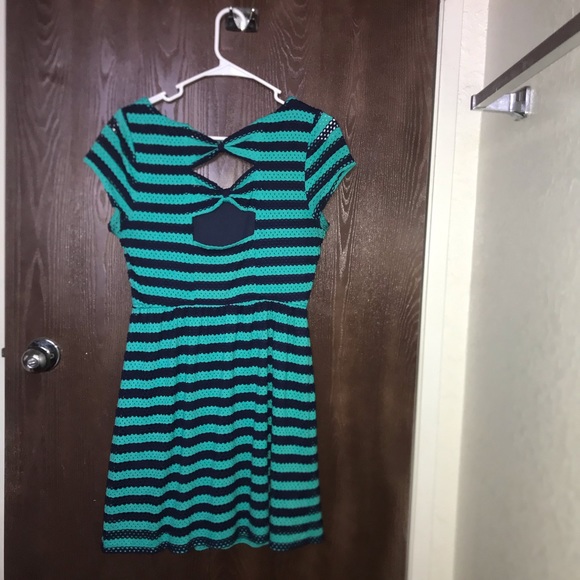 ⭐️ Speechless skater dress - Picture 2 of 3